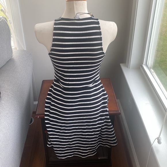 Nic & Zoe Late Sunset fit & flare black & white knit striped Dress XS NWT - Picture 2 of 9